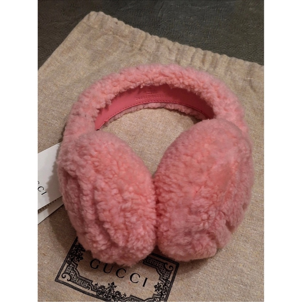 Gucci beige Fuzzy Ear Muffs - Picture 7 of 9